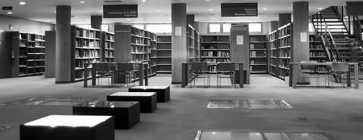 Sala de referencia de la Biblioteca Central de la UNED